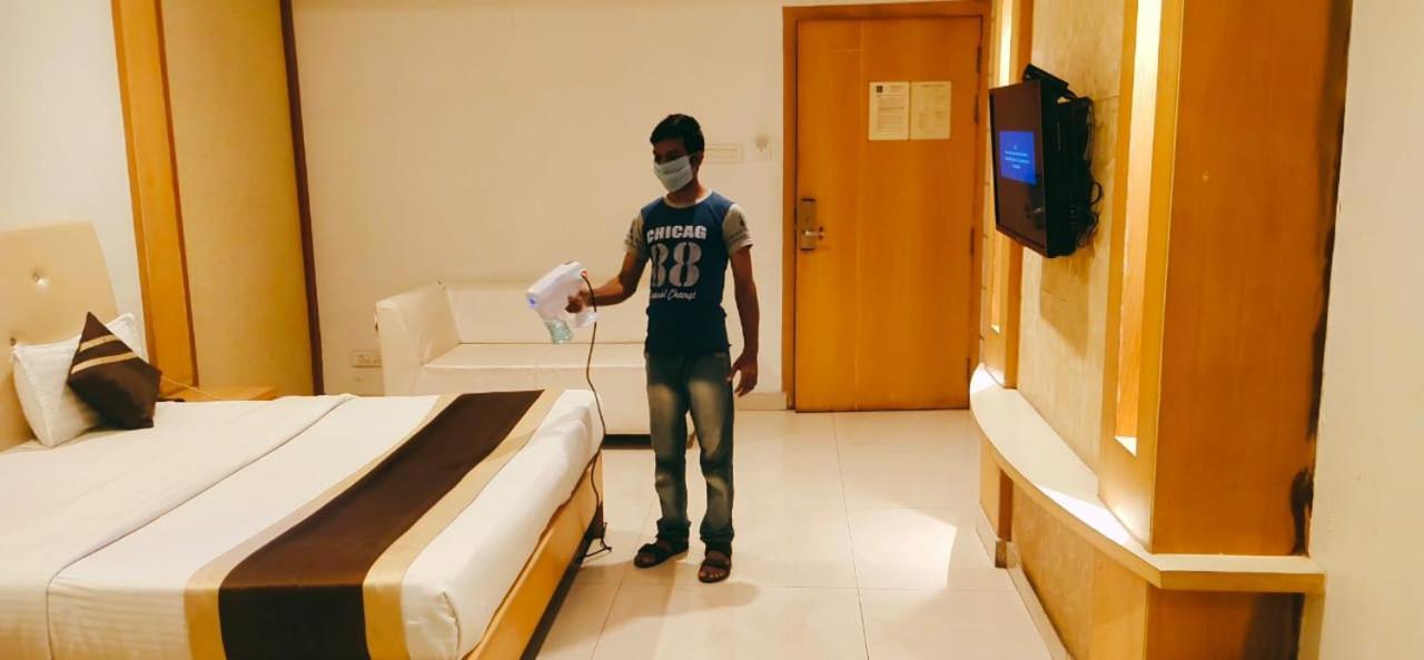 Hotel Yash Inn Mirzāpur Exteriér fotografie