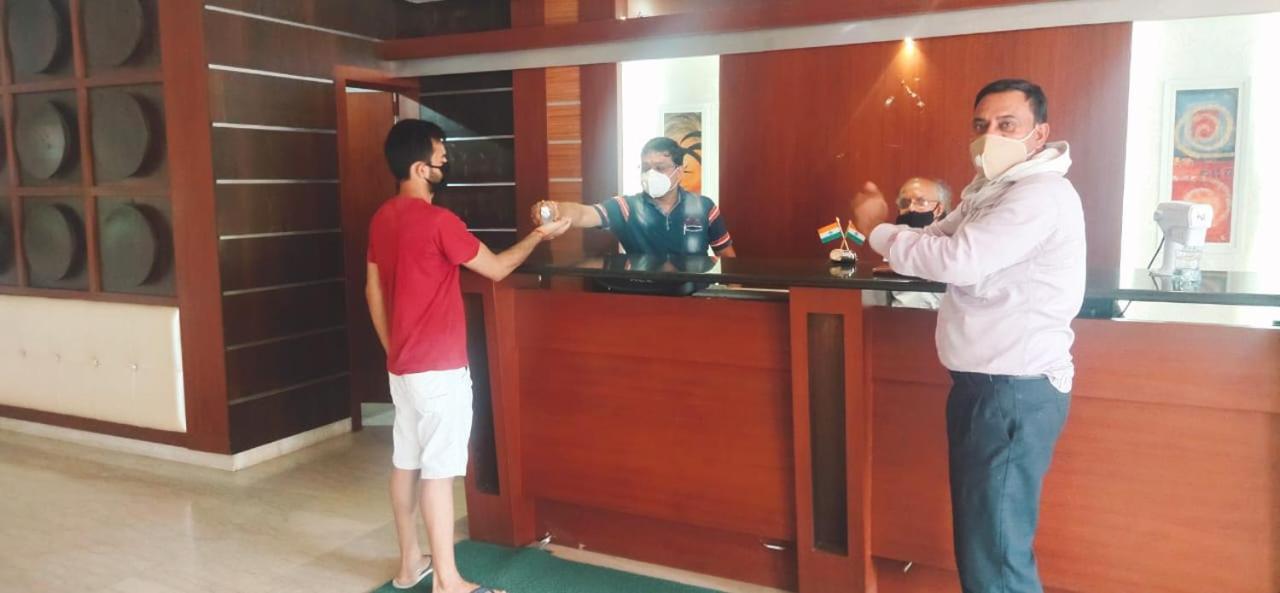 Hotel Yash Inn Mirzāpur Exteriér fotografie