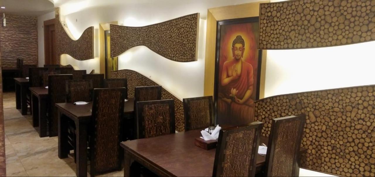 Hotel Yash Inn Mirzāpur Exteriér fotografie